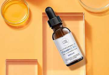 Why Antioxidant-Rich Serums Are Essential for Your Skincare Arsenal